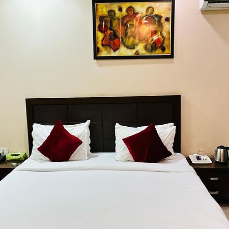 Hotel Hc Grand 新德里 外观 照片