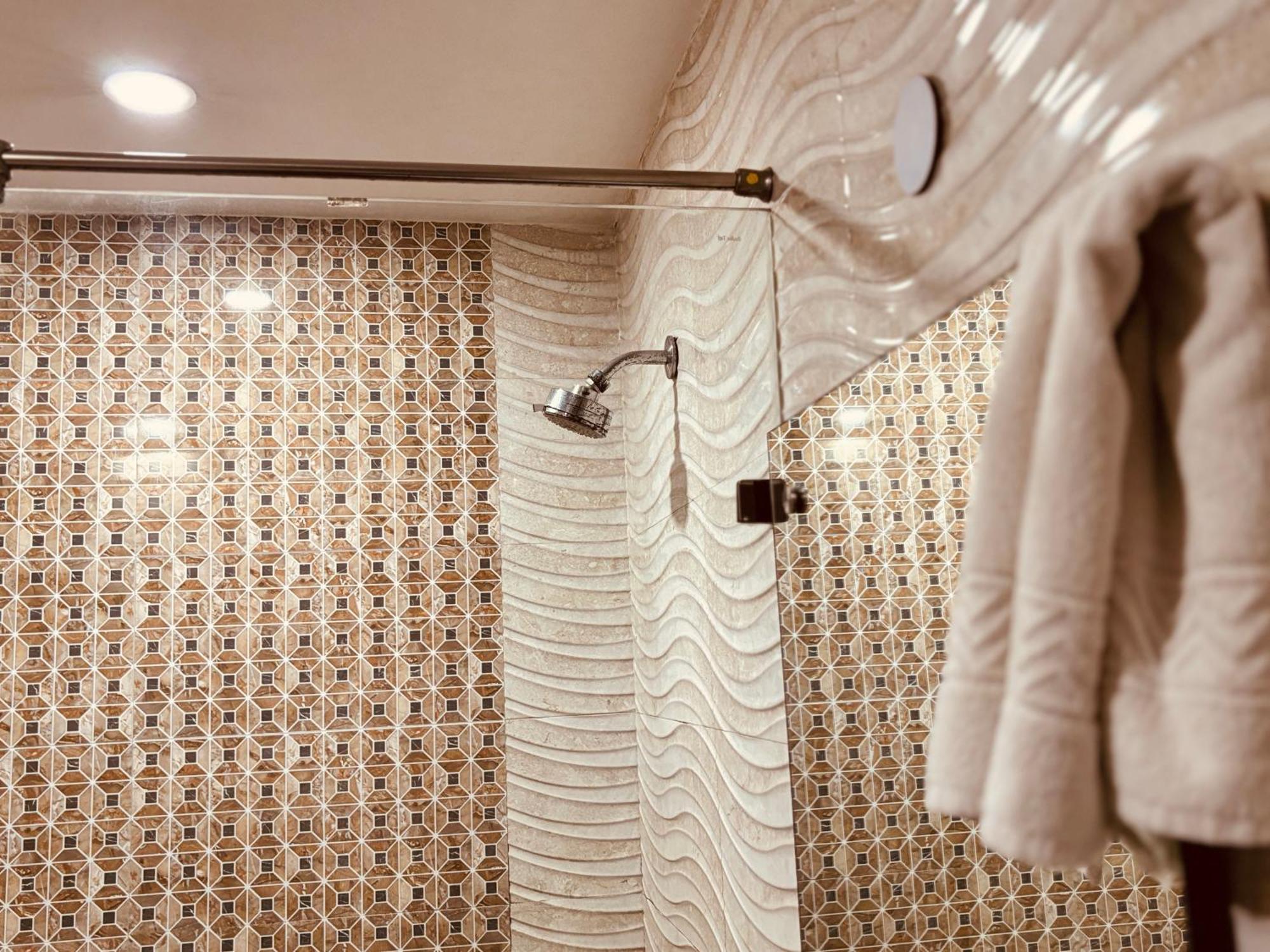 Hotel Hc Grand 新德里 外观 照片